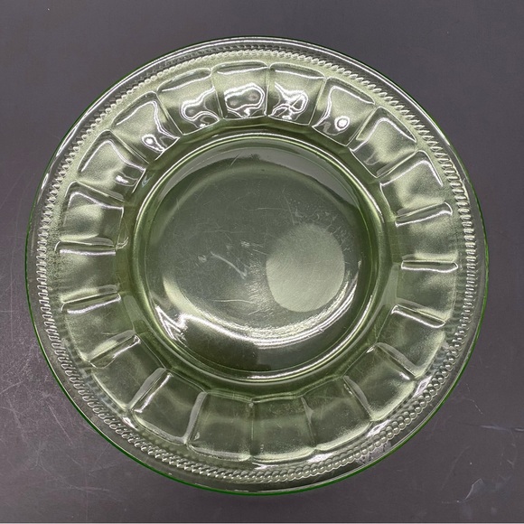 Green Depression Uranium Glass Plate Anchor Hocking Block Pattern 8 inch Plate - Picture 9 of 12
